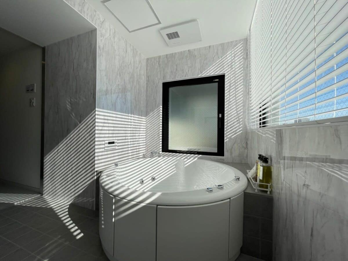 Bhotel Nekoyard - Scenic Penthouse Studio With Jacuzzi & Spacious Terrace Hiroshima Exterior foto